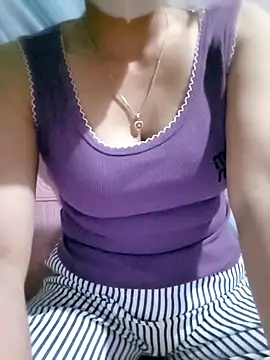 LalayCii online show from October 2025 09:22:01 AM