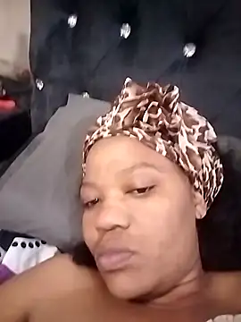 CaramelBoootie online show from November 2025 07:36:01 AM