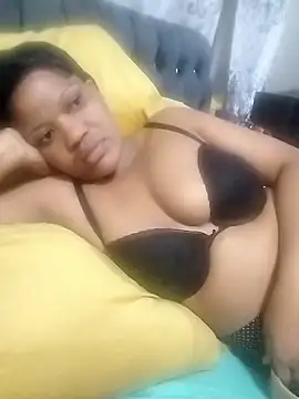 CaramelBoootie online show from January 2026 05:49:02 PM