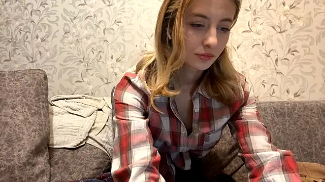 AmeliLia online show from January 2026 02:12:01 PM