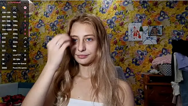 AmeliLia online show from October 2025 11:09:01 AM