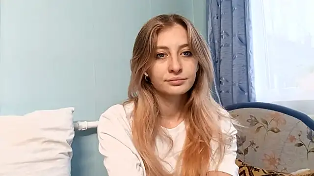 AmeliLia online show from October 2025 11:12:01 AM