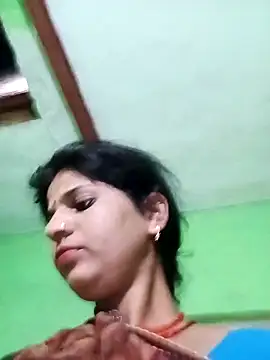 Karishma cute online show from October 2025 06:07:01 PM