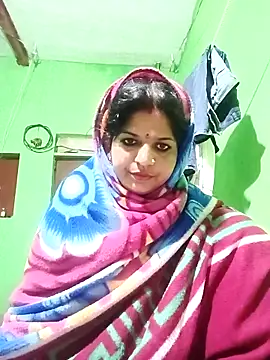 Karishma cute online show from November 2025 12:15:01 AM