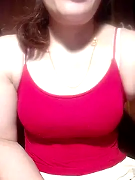 YiyinLy online show from April 2026 09:16:01 PM