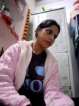 Nitya hot online show from November 2025 04:18:02 PM