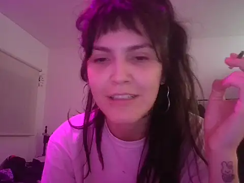 miapink33 online show from October 2025 01:04:02 AM