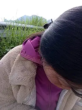 siusiu-00 online show from November 2025 02:37:02 AM