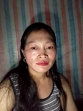 siusiu-00 online show from October 2025 01:24:02 PM