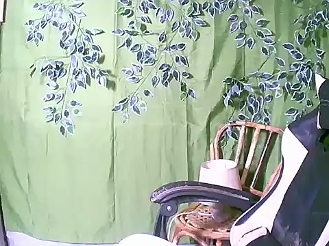 Snapshot of Manddeexx chatting on November 2025 09:35:02 AM Manddeexx online show from November 2025 09:35:02 AM