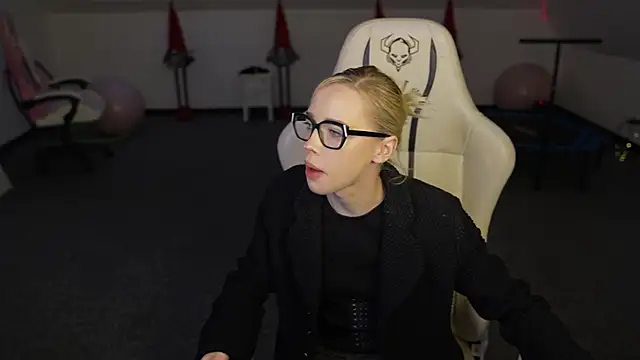 Snapshot of Jessica_start chatting on December 2025 11:16:02 AM Jessica start online show from December 2025 11:16:02 AM