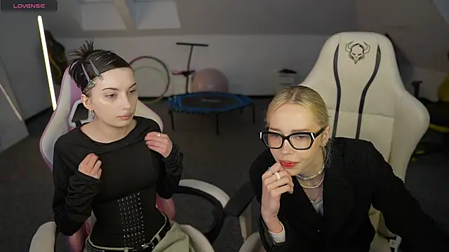 Snapshot of Jessica_start chatting on November 2025 11:21:02 AM Jessica start online show from November 2025 11:21:02 AM