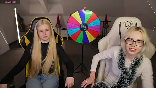 Snapshot of Jessica_start chatting on December 2025 03:22:02 PM Jessica start online show from December 2025 03:22:02 PM