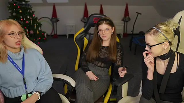 Snapshot of Jessica_start chatting on December 2025 11:21:02 AM Jessica start online show from December 2025 11:21:02 AM