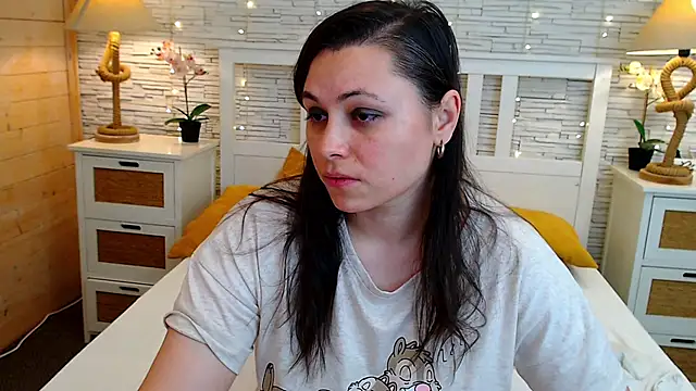 Snapshot of Soft_Lilly chatting on November 2025 06:02:02 AM Soft Lilly online show from November 2025 06:02:02 AM