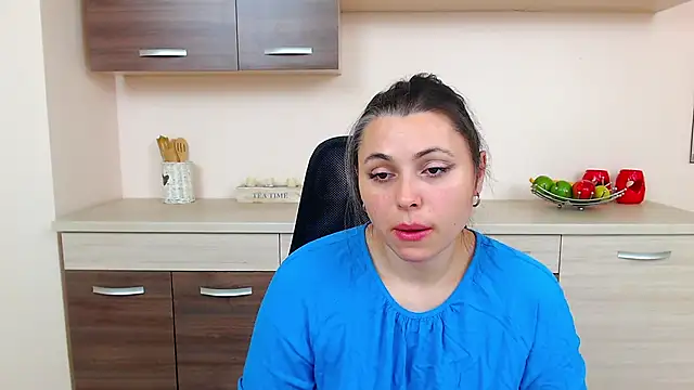 Snapshot of Soft_Lilly chatting on October 2025 05:40:02 AM Soft Lilly online show from October 2025 05:40:02 AM