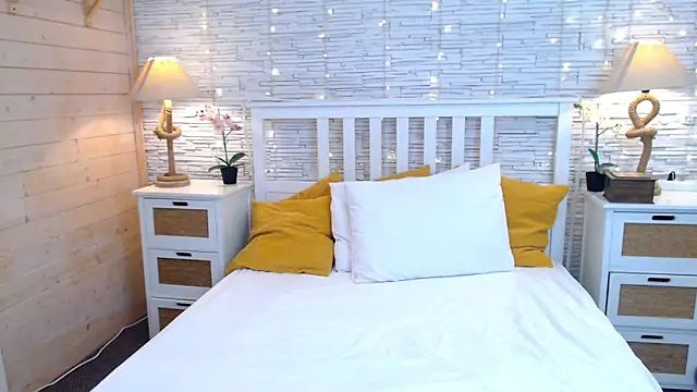 Snapshot of Soft_Lilly chatting on November 2025 06:07:02 AM Soft Lilly online show from November 2025 06:07:02 AM