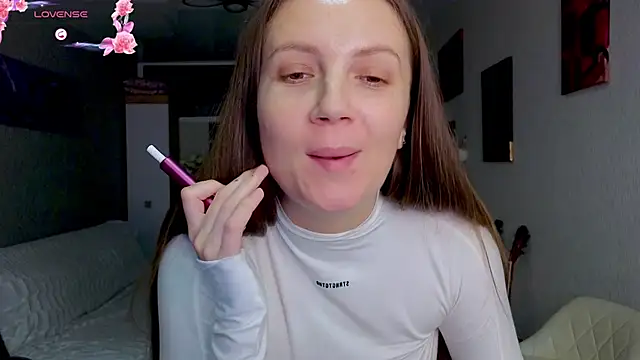 Amy  Leee  online show from October 2025 09:35:02 PM