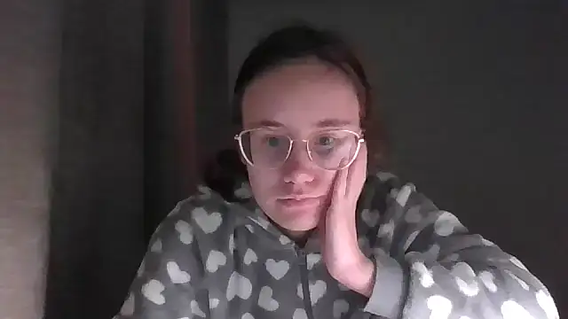 LuckySLove online show from January 2026 06:56:02 PM