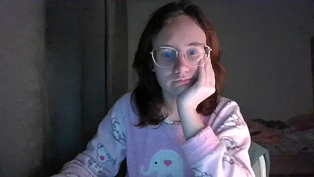 LuckySLove online show from January 2026 09:22:01 PM