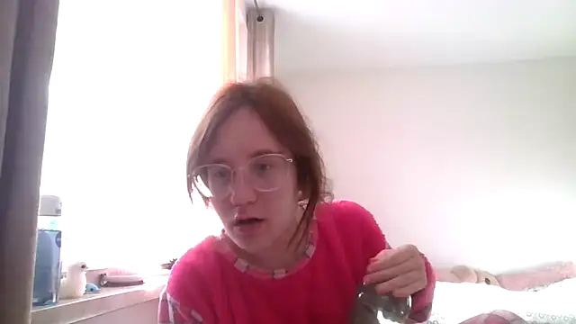 LuckySLove online show from October 2025 01:23:01 PM