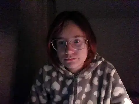 LuckySLove online show from January 2026 06:34:01 PM