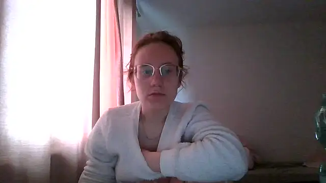 LuckySLove online show from May 2026 02:34:02 PM