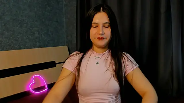 Diana moonnn online show from October 2025 06:39:02 AM