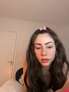 Snapshot of Baby_Mia_pires chatting on November 2025 01:15:01 AM Baby Mia pires online show from November 2025 01:15:01 AM