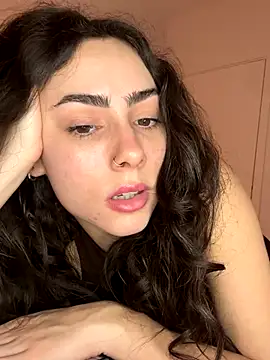 Snapshot of Baby_Mia_pires chatting on October 2025 02:33:02 AM Baby Mia pires online show from October 2025 02:33:02 AM