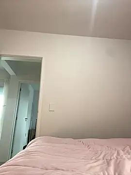 Snapshot of Baby_Mia_pires chatting on November 2025 04:43:02 PM Baby Mia pires online show from November 2025 04:43:02 PM