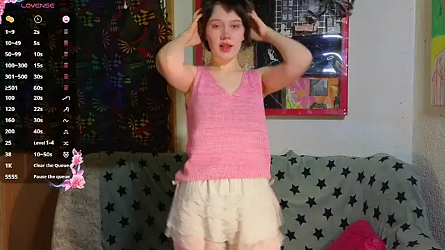 Snapshot of ReincarnatedAngel chatting on October 2025 04:37:01 PM ReincarnatedAngel online show from October 2025 04:37:01 PM