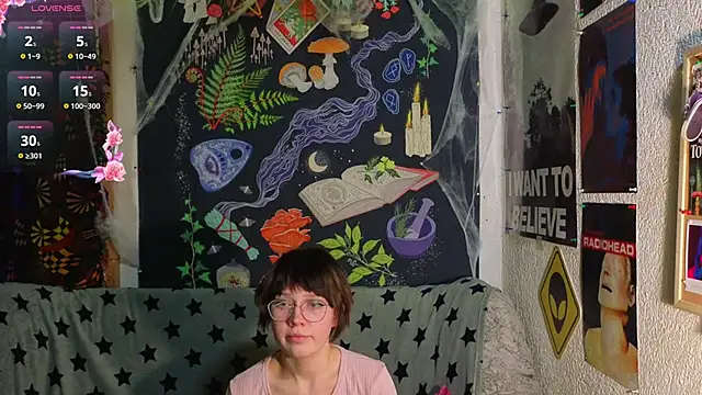 Snapshot of ReincarnatedAngel chatting on November 2025 08:31:01 PM ReincarnatedAngel online show from November 2025 08:31:01 PM