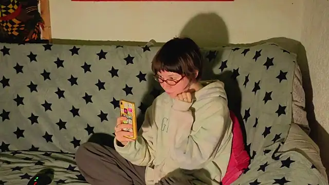 Snapshot of ReincarnatedAngel chatting on October 2025 08:51:02 PM ReincarnatedAngel online show from October 2025 08:51:02 PM