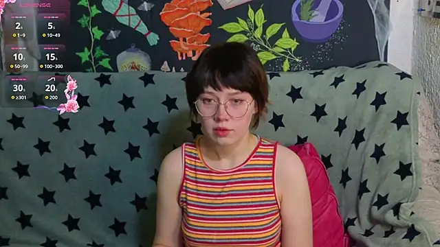 Snapshot of ReincarnatedAngel chatting on November 2025 09:30:02 PM ReincarnatedAngel online show from November 2025 09:30:02 PM