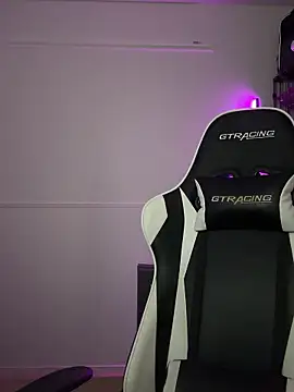 ericiii online show from February 2026 03:40:01 AM