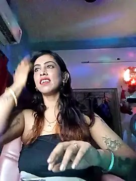 Darling Annie online show from November 2025 07:08:02 PM