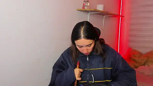 Snapshot of Emily_Lindey chatting on November 2025 03:16:01 AM Emily Lindey online show from November 2025 03:16:01 AM