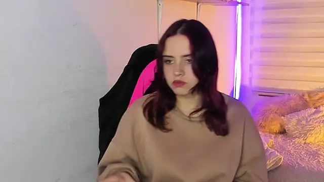 Emily Lindey online show from January 2026 03:46:01 AM