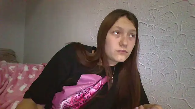 luna tt online show from December 2025 08:14:02 PM