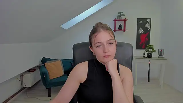 AnneWilsonn online show from May 2026 04:49:02 AM