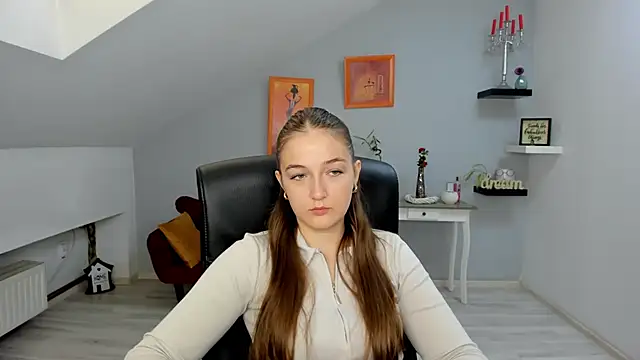 Snapshot of AnneWilsonn chatting on October 2025 10:47:01 AM AnneWilsonn online show from October 2025 10:47:01 AM