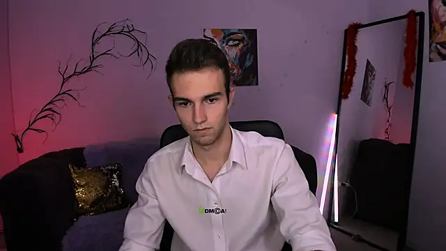 astren villo online show from November 2025 08:20:01 PM