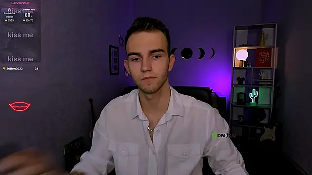 astren villo online show from December 2025 08:11:01 PM