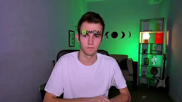 astren villo online show from December 2025 01:21:02 PM