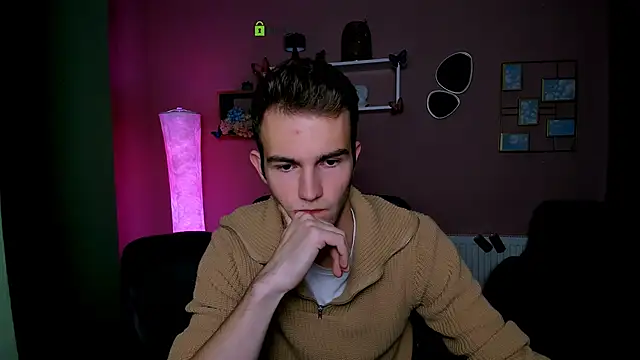 astren villo online show from November 2025 08:41:02 PM