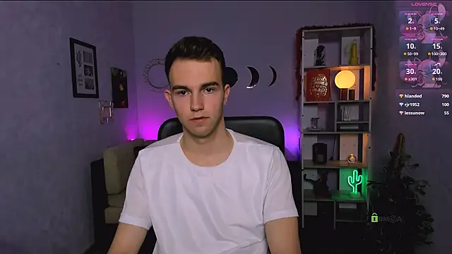 astren villo online show from April 2026 11:07:02 PM