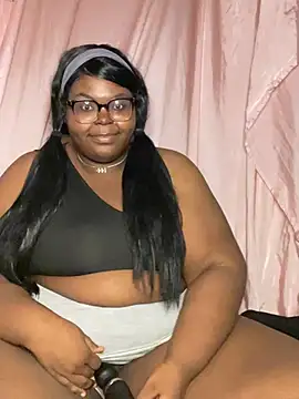TheChubbySiren online show from May 2026 12:03:01 AM