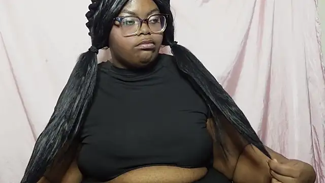 TheChubbySiren online show from May 2026 02:25:02 PM