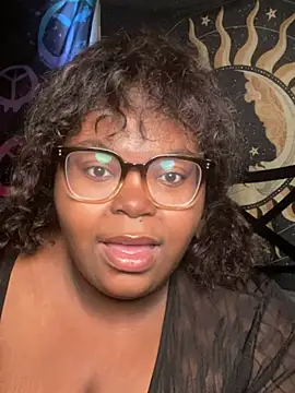 TheChubbySiren online show from December 2025 02:20:01 PM